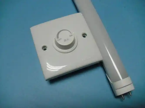 调光led灯管可控��?6面板开�?郎特