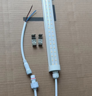 T8一体化防水led灯管双灯板规格参�?></td></tr></table></div><div   id=